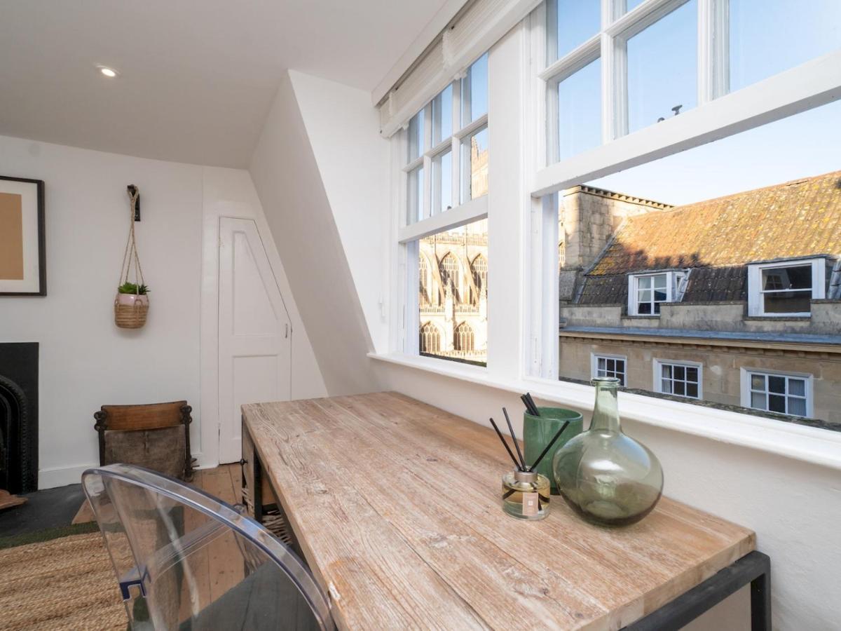 Appartamento Pass The Keys Stylish 2 Bed Eco Flat In The Heart Of Bath Esterno foto